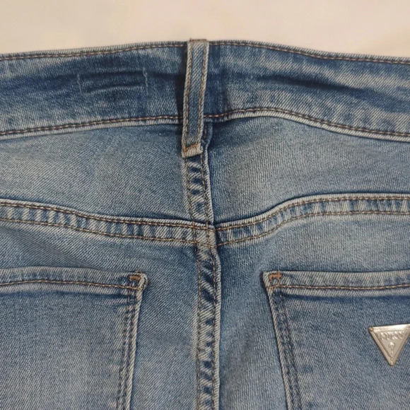 GUESS Distressed Mid-Rise Sexy Curve Skinny Jeans, Color Mid Wash Size 25 - Picture 9 of 16